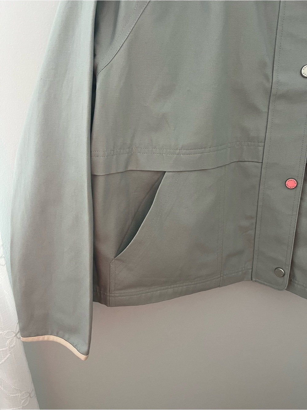 Hunter Light Gray Trench Coat with Cream Collar Size XL - Picture 3 of 9